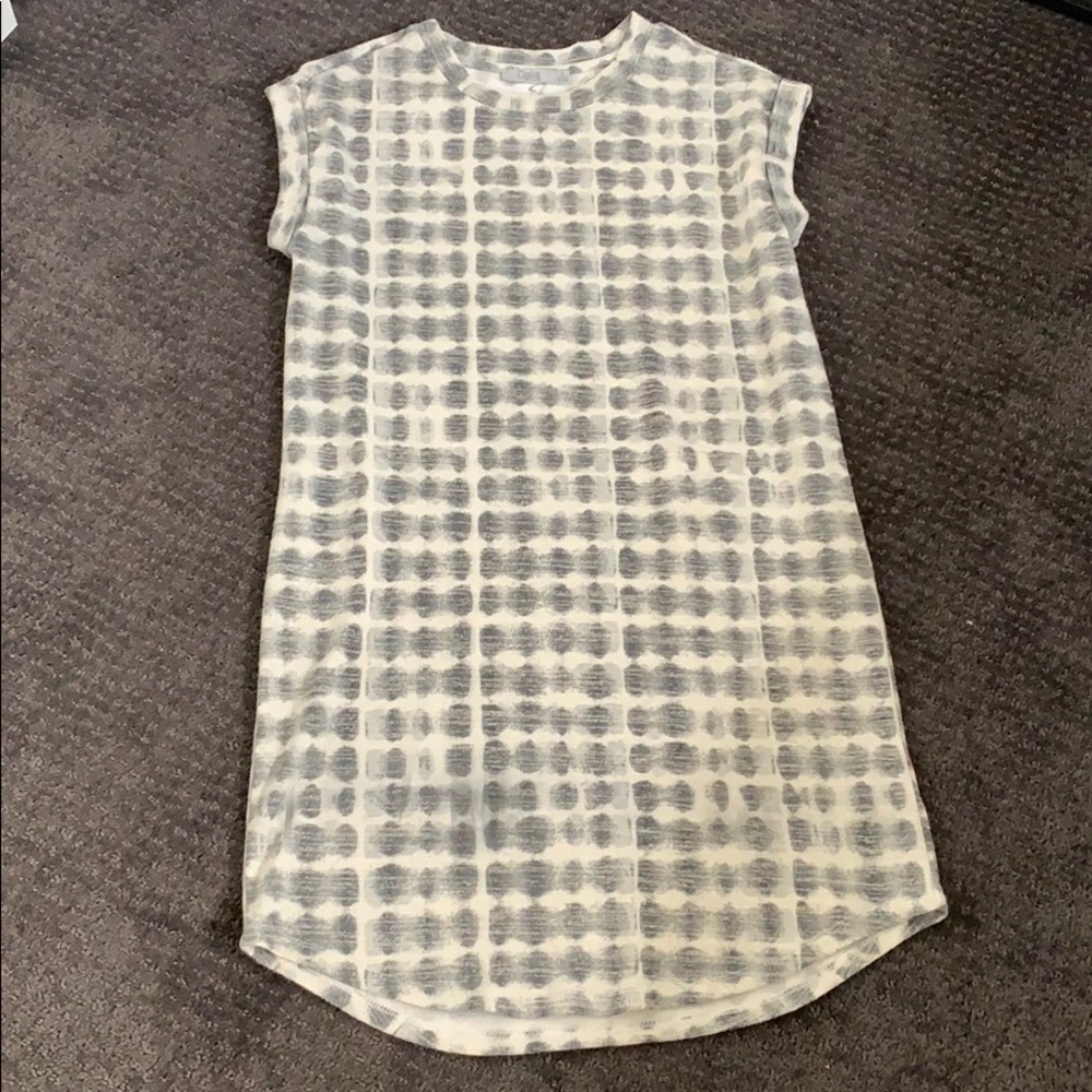 Abstract t-shirt dress